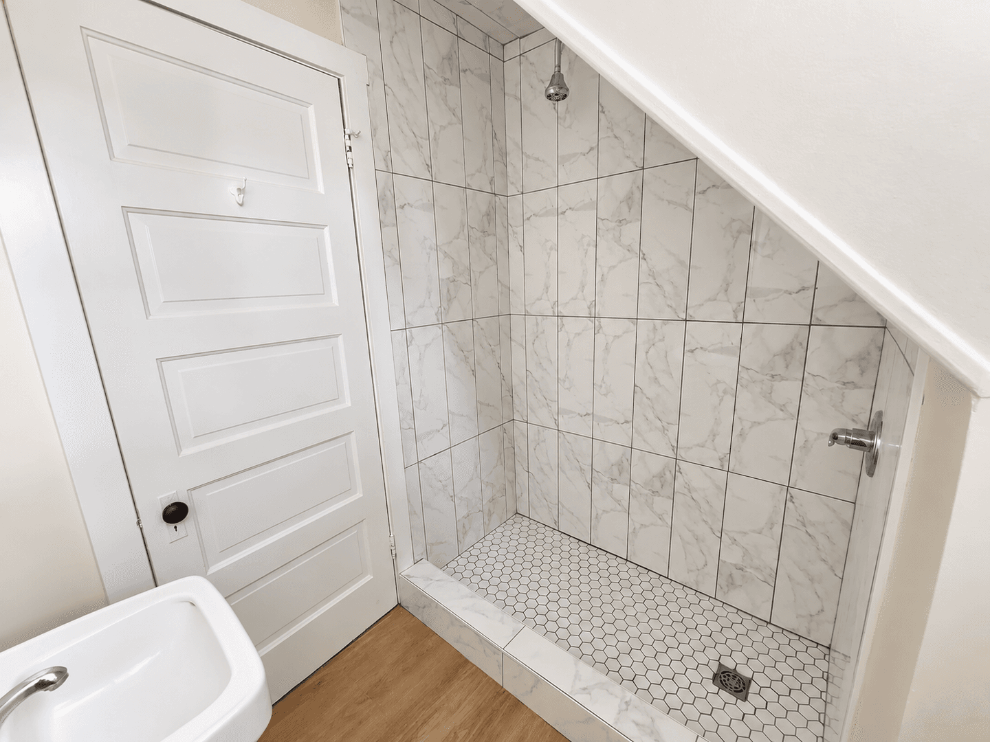 Louisville Apartment: 2063 Sherwood Ave