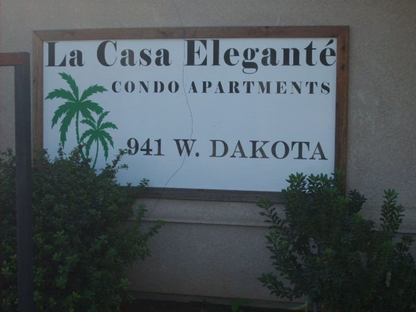 FRESNO Apartment: 941 W DAKOTA AVE