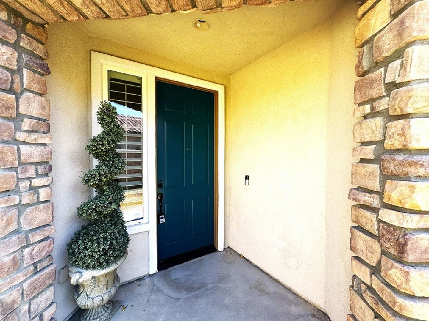 Indio House: 49359 Pacino Street