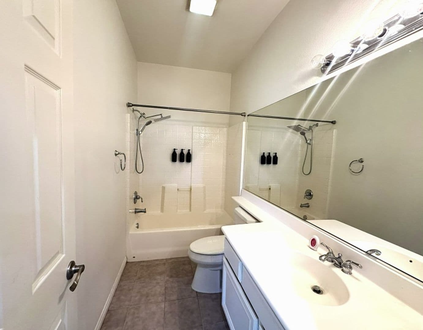 Indio House: 49359 Pacino Street