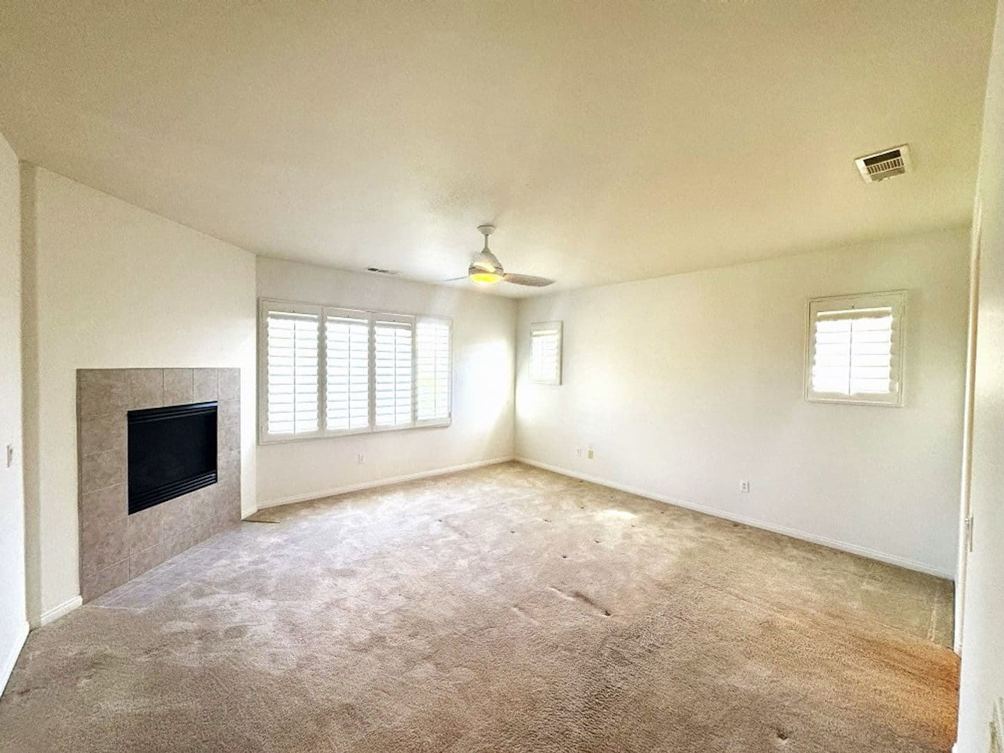 Indio House: 49359 Pacino Street