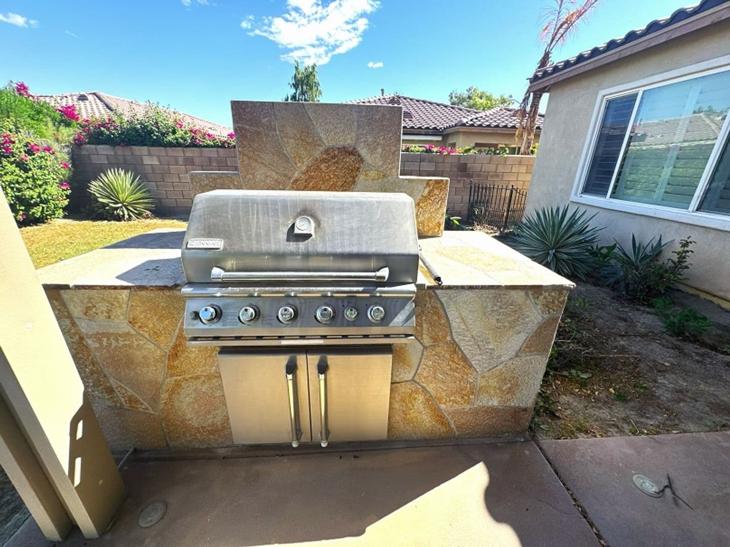 Indio House: 49359 Pacino Street