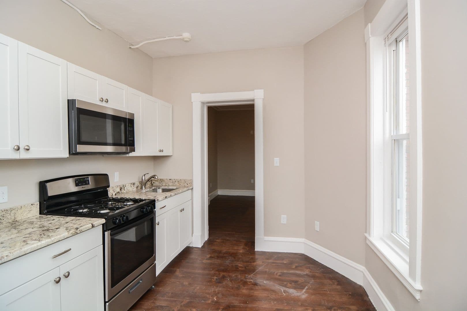 Lowell Apartment: 197-201 Appleton Street