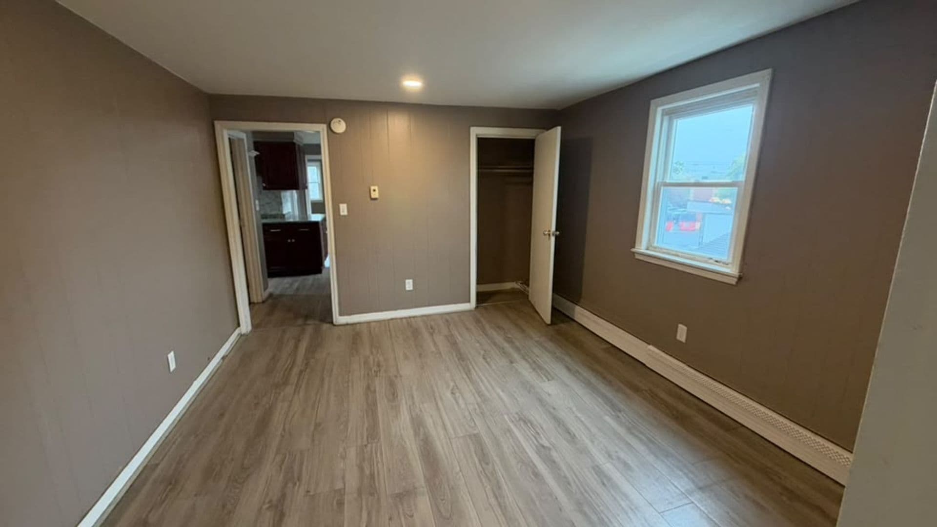 Lawrence Apartment: 94-96-98-100 Osgood Street
