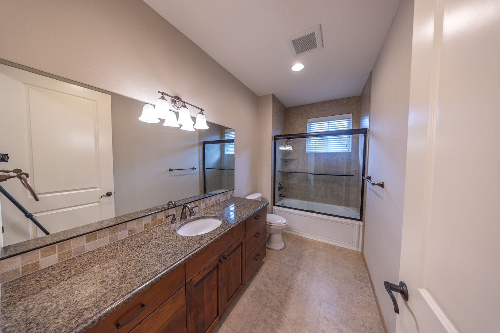 Camas Townhome: 4122 NW 77th Ave.