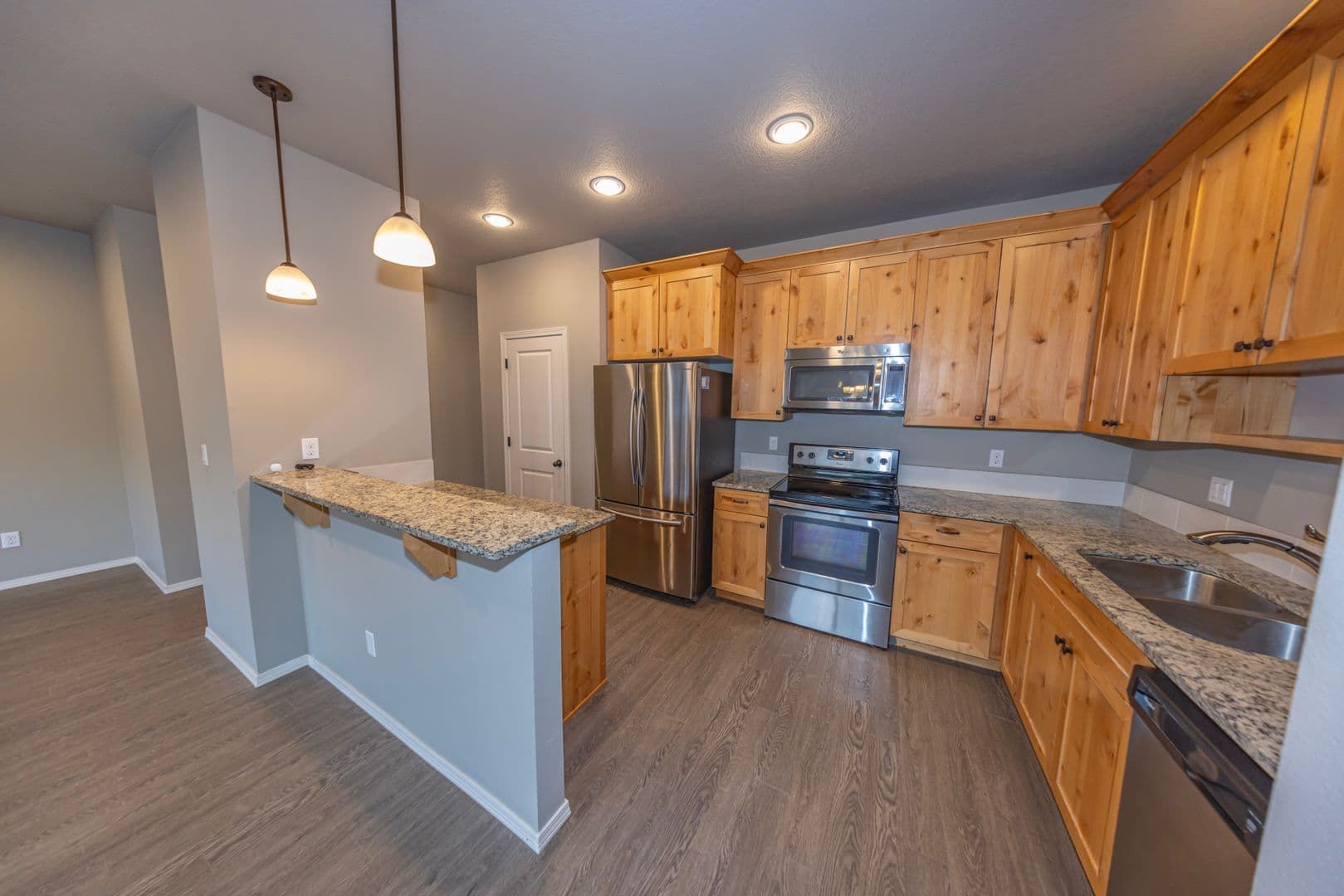 Vancouver Townhome: 13710 NE 64th Cir.