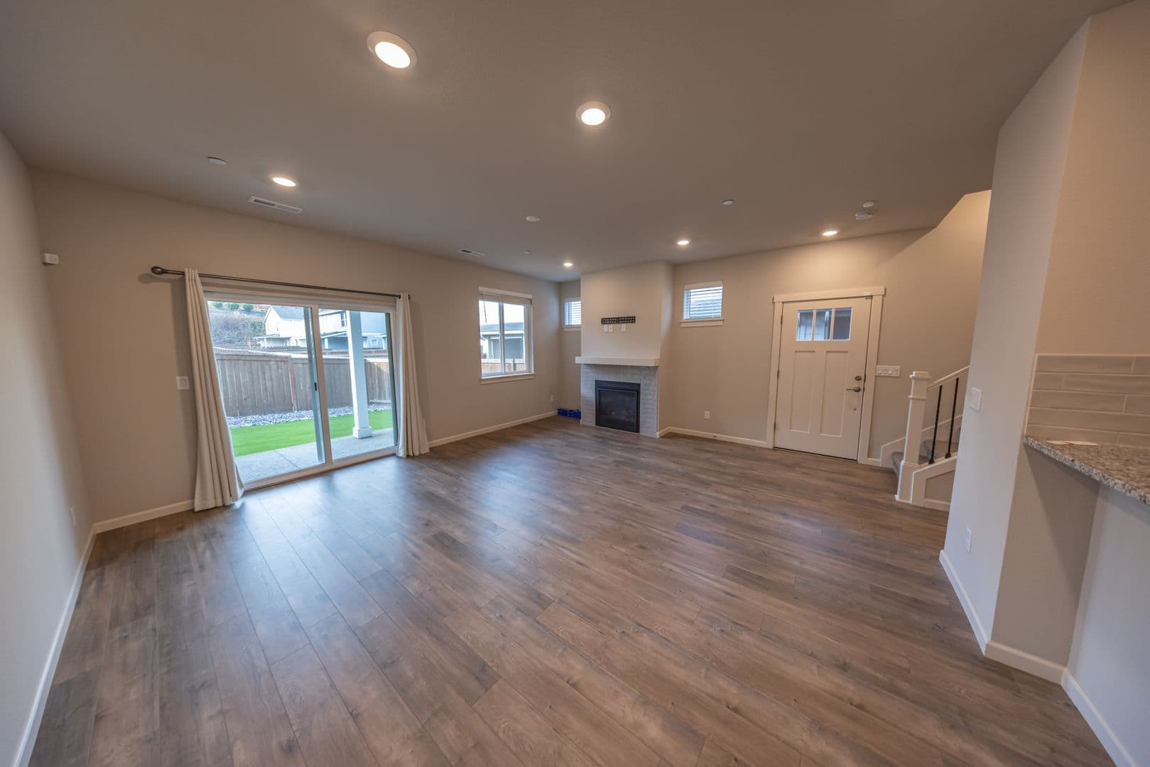 Ridgefield Townhome: 2333 S Brookside Place