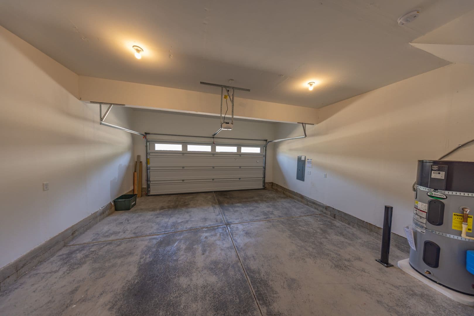 Ridgefield Townhome: 4255 S. Waters Edge Way