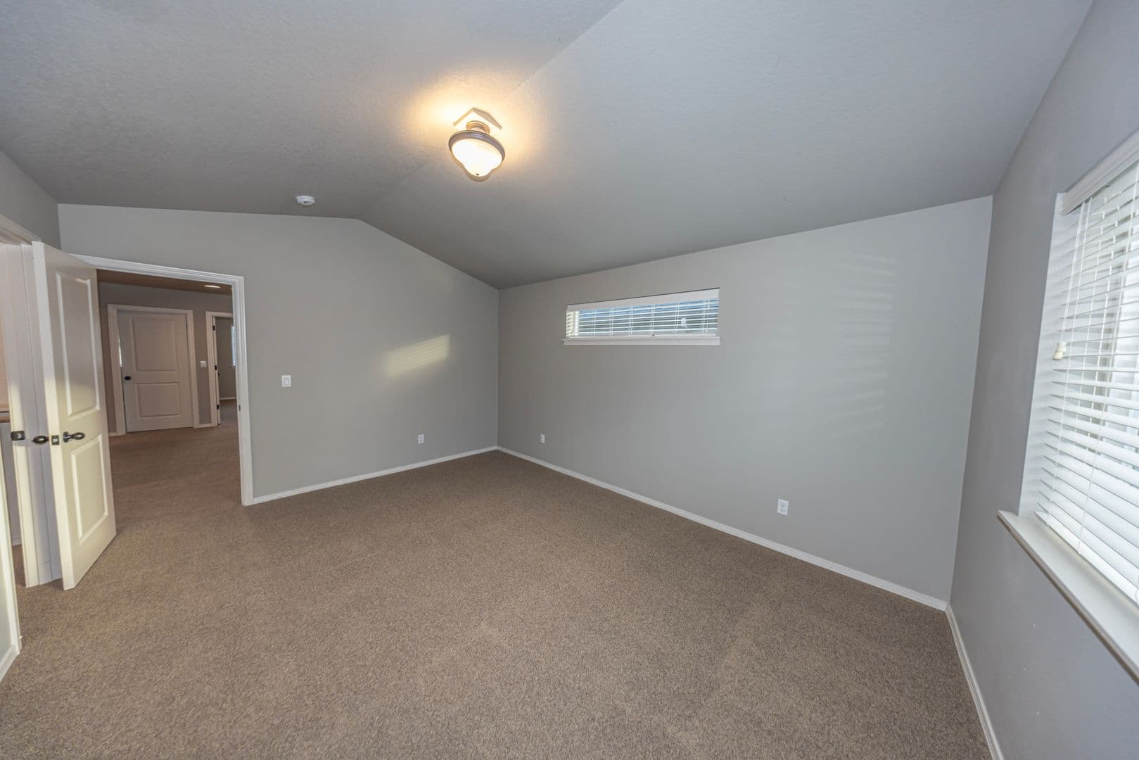 Vancouver Townhome: 13710 NE 64th Cir.