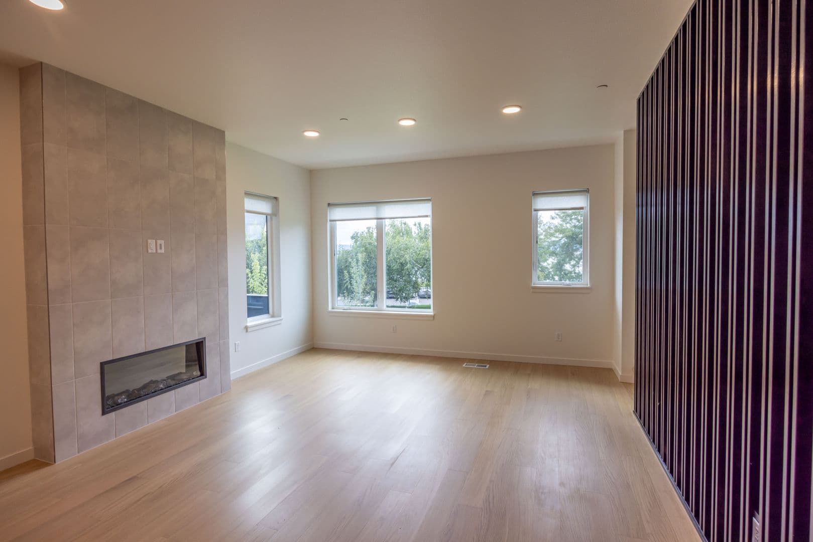Vancouver Townhome: 1716 SE Columbia River Dr.