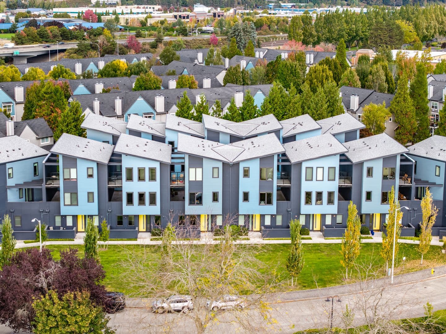 Vancouver Townhome: 1716 SE Columbia River Dr.