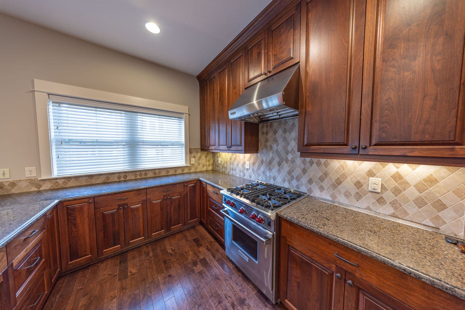 Camas Townhome: 4122 NW 77th Ave.