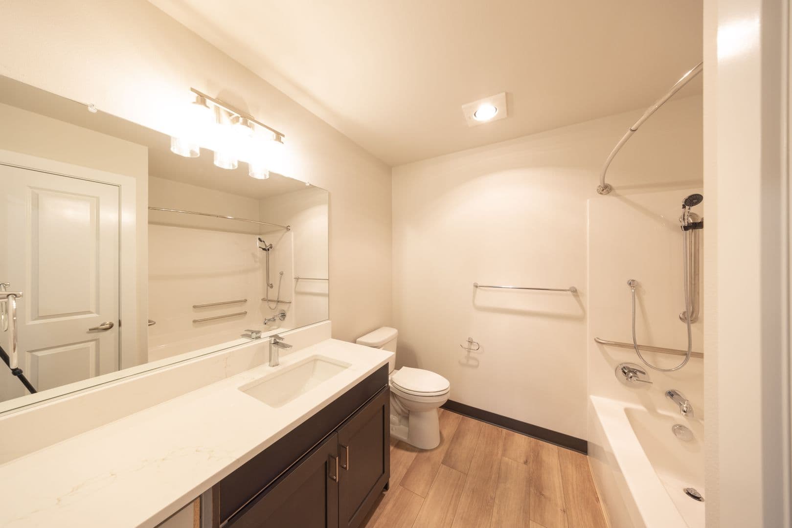 Vancouver Apartment: 1901 E 11th St #102