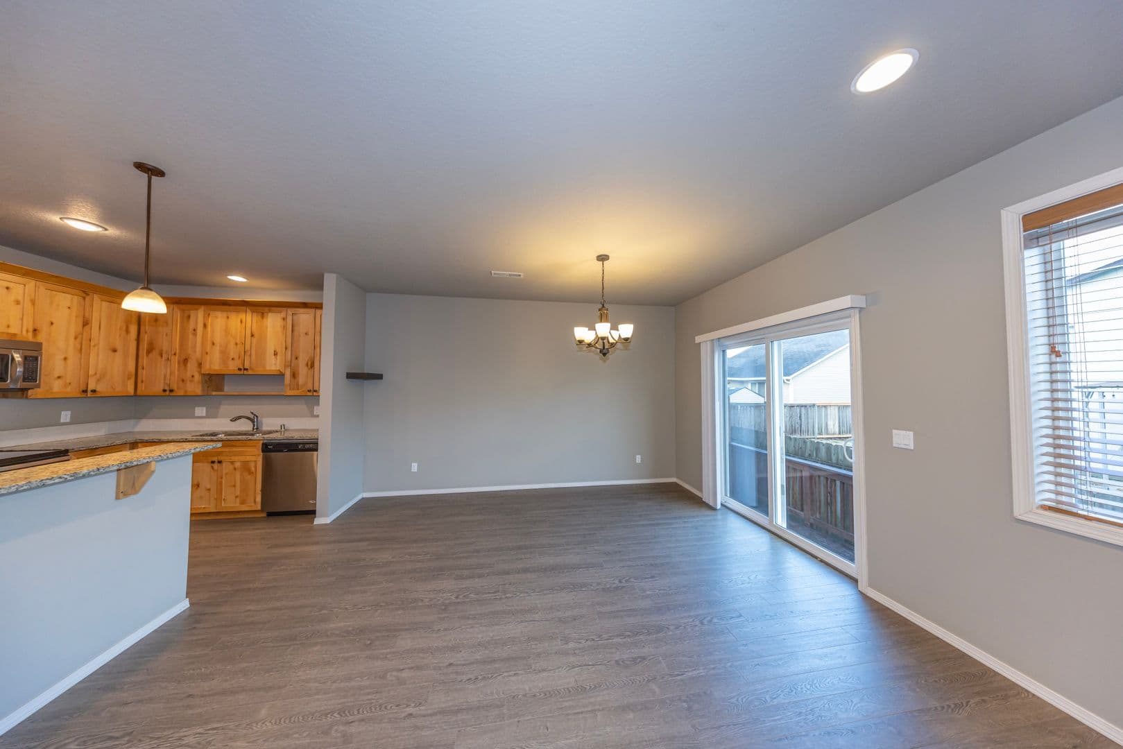 Vancouver Townhome: 13710 NE 64th Cir.