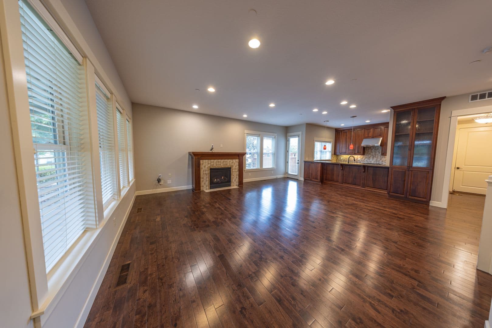 Camas Townhome: 4122 NW 77th Ave.