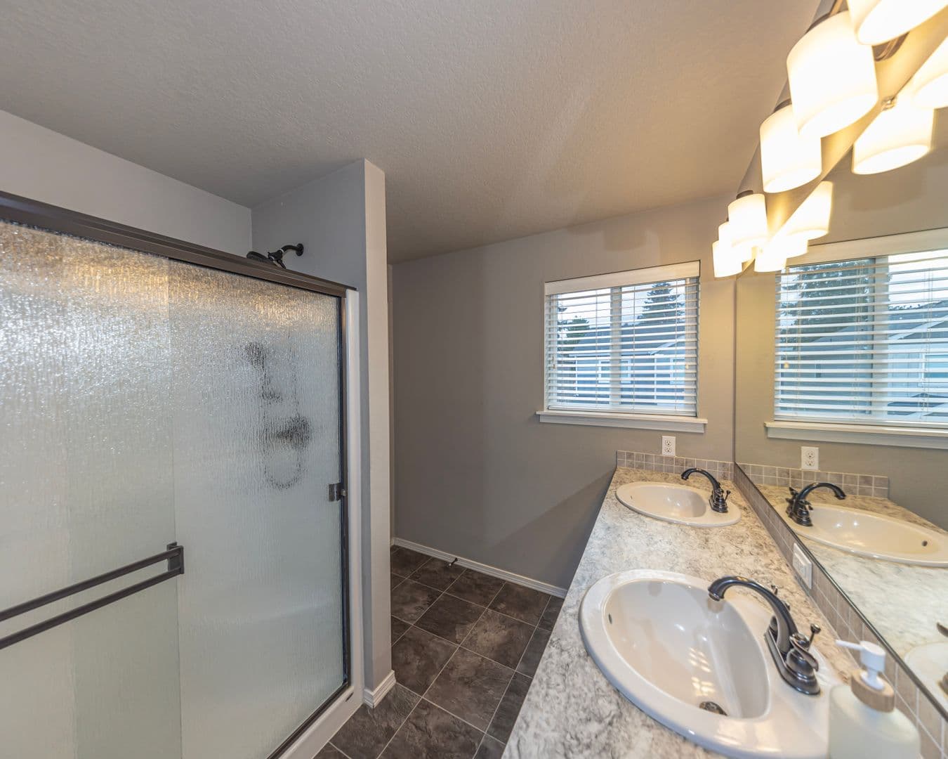 Vancouver Townhome: 13710 NE 64th Cir.