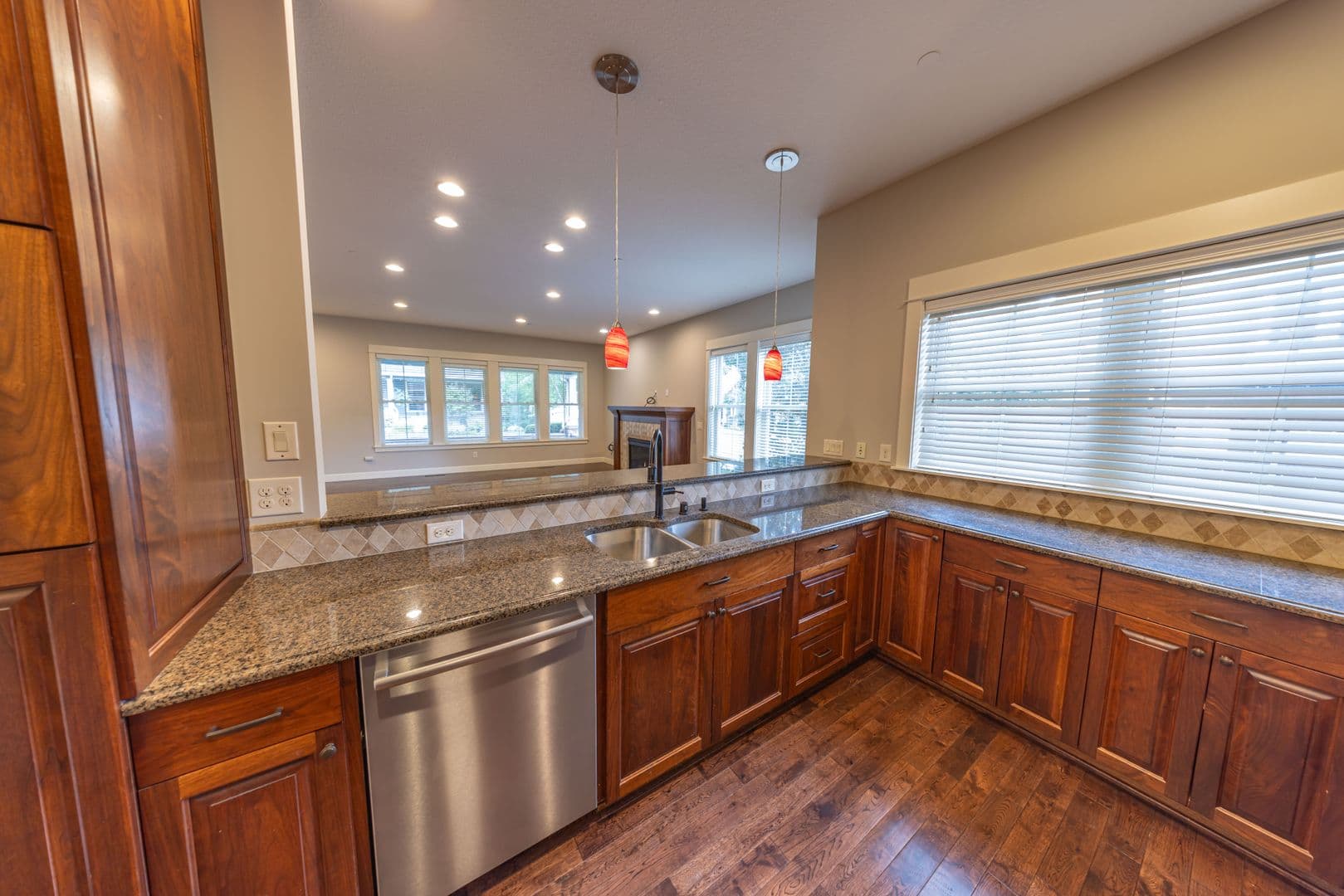 Camas Townhome: 4122 NW 77th Ave.