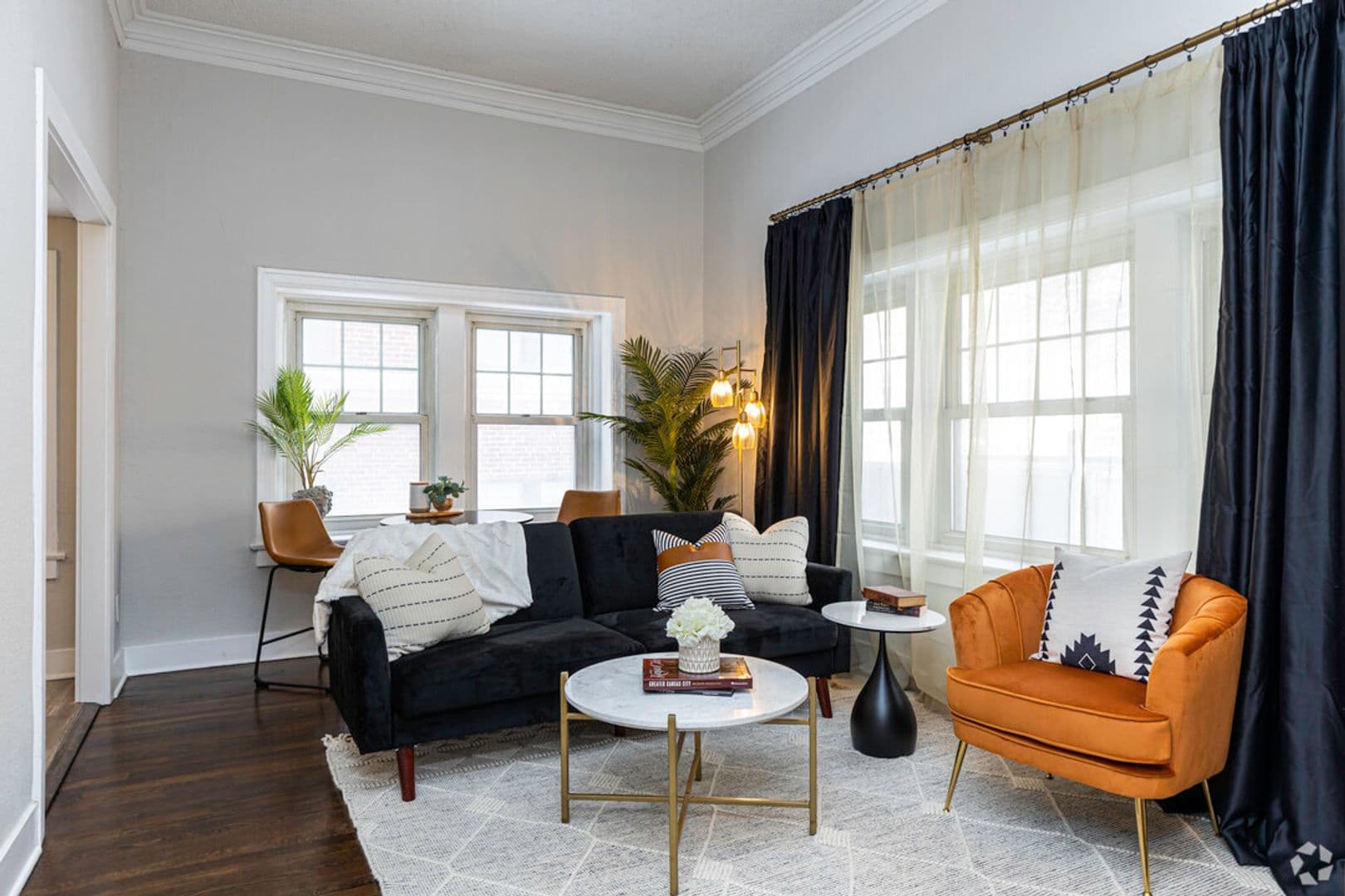 Kansas City Apartment: 409 E Armour Blvd