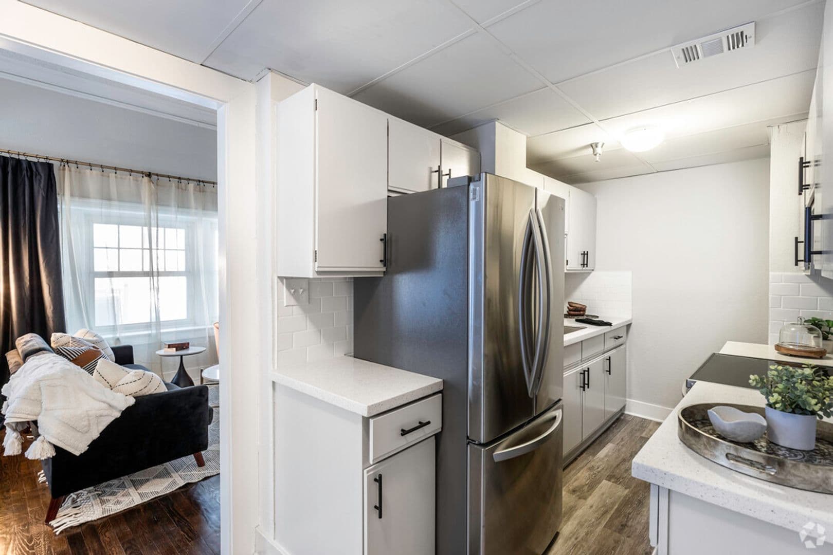 Kansas City Apartment: 409 E Armour Blvd