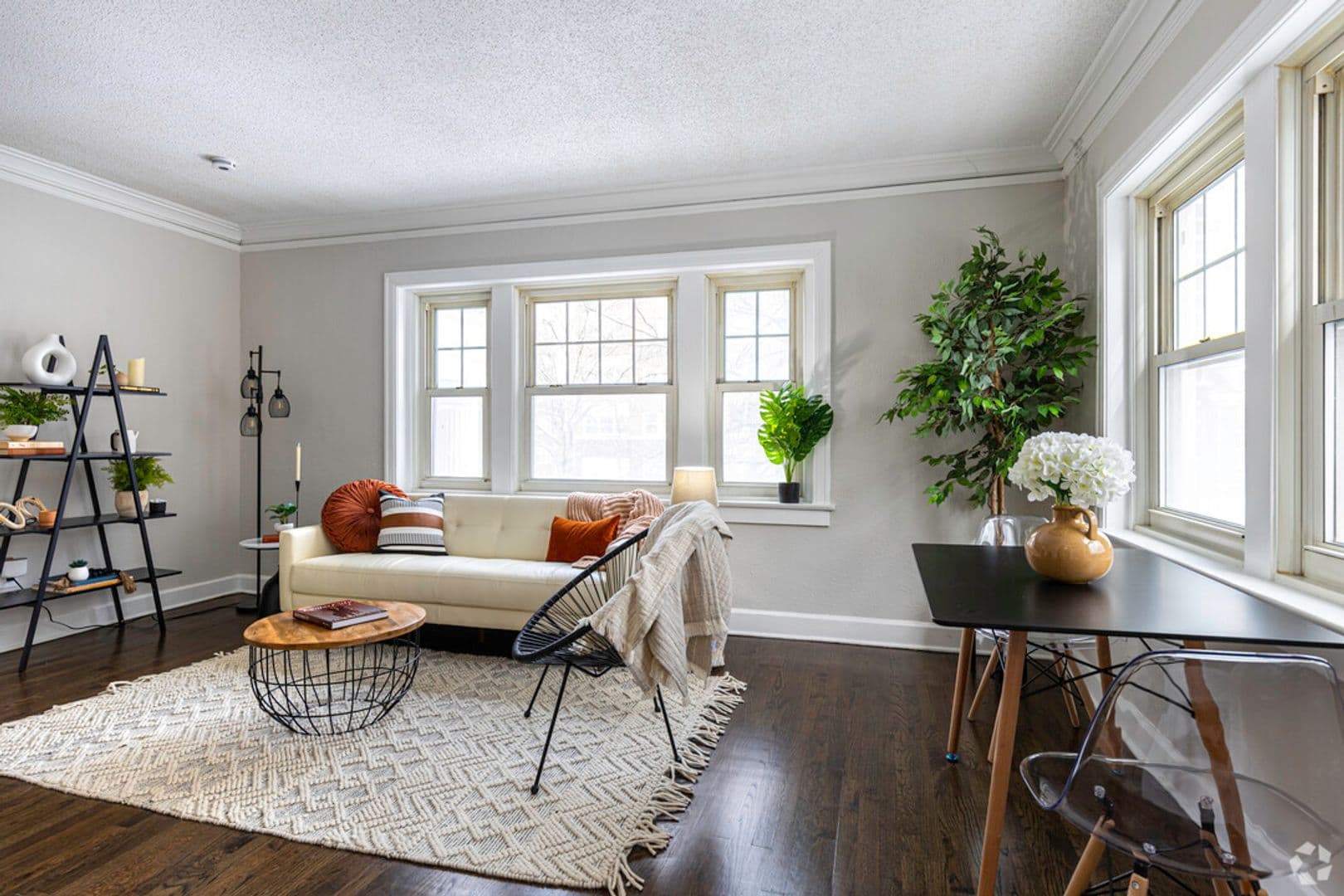 Kansas City Apartment: 409 E Armour Blvd