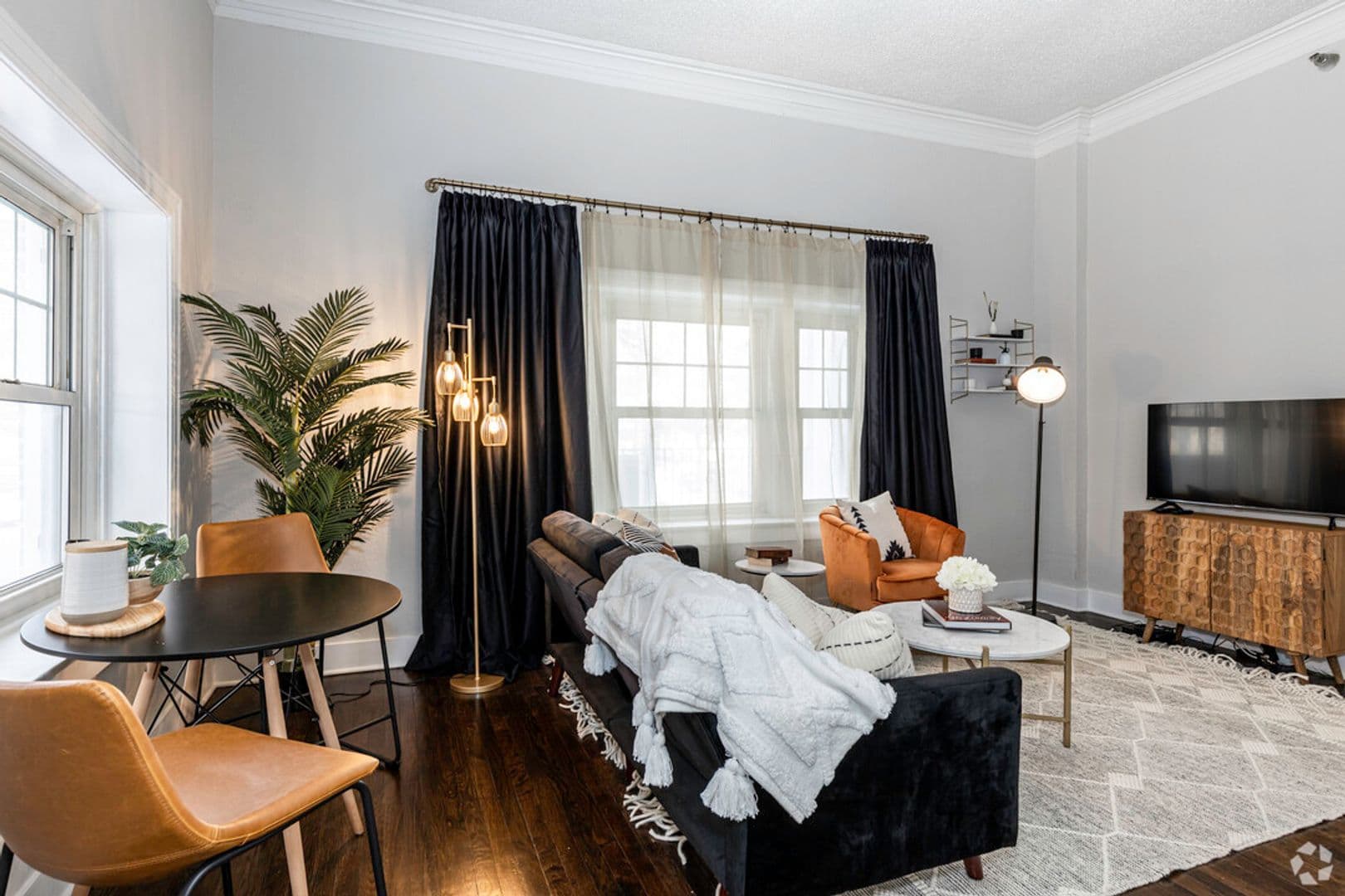 Kansas City Apartment: 409 E Armour Blvd