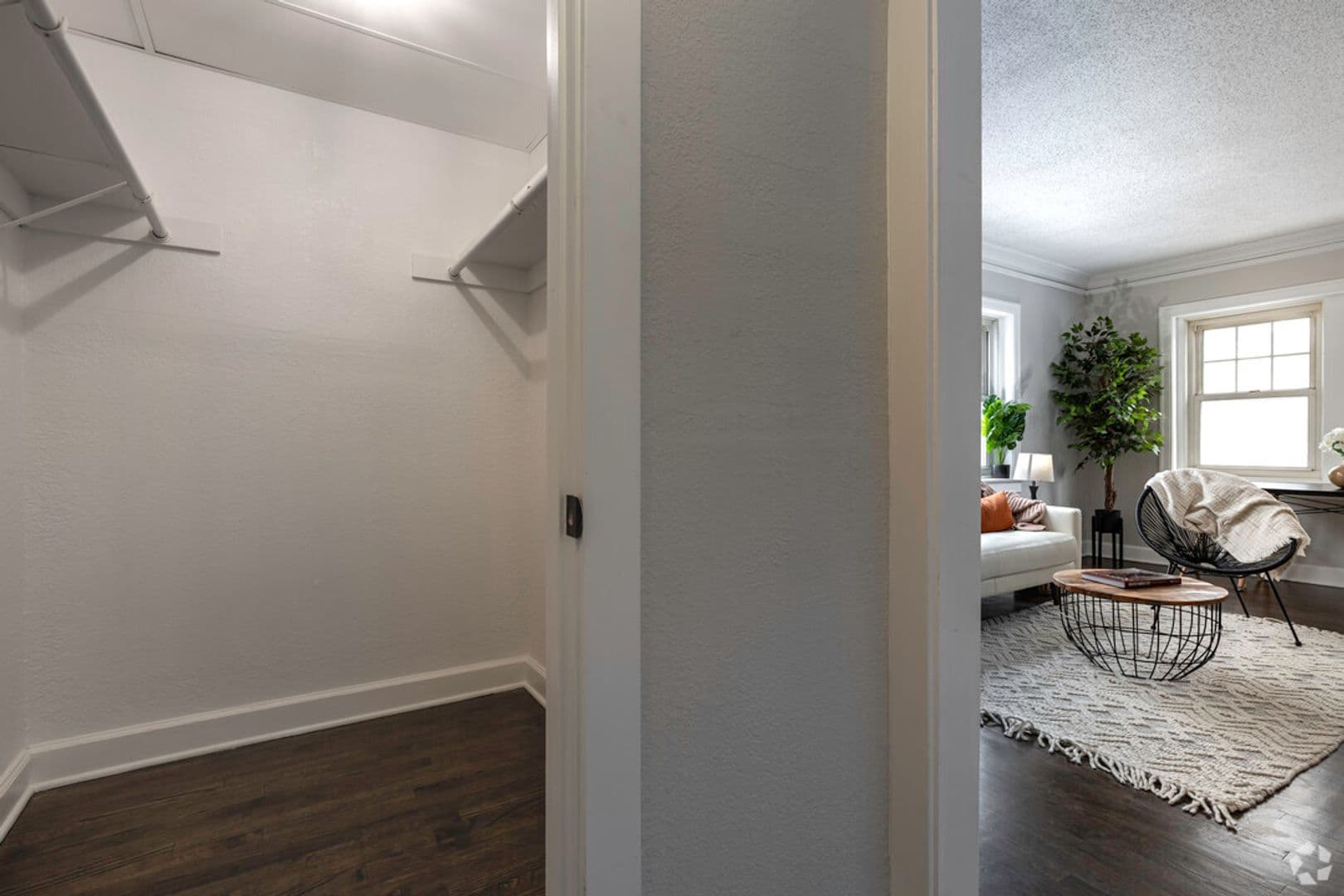 Kansas City Apartment: 409 E Armour Blvd