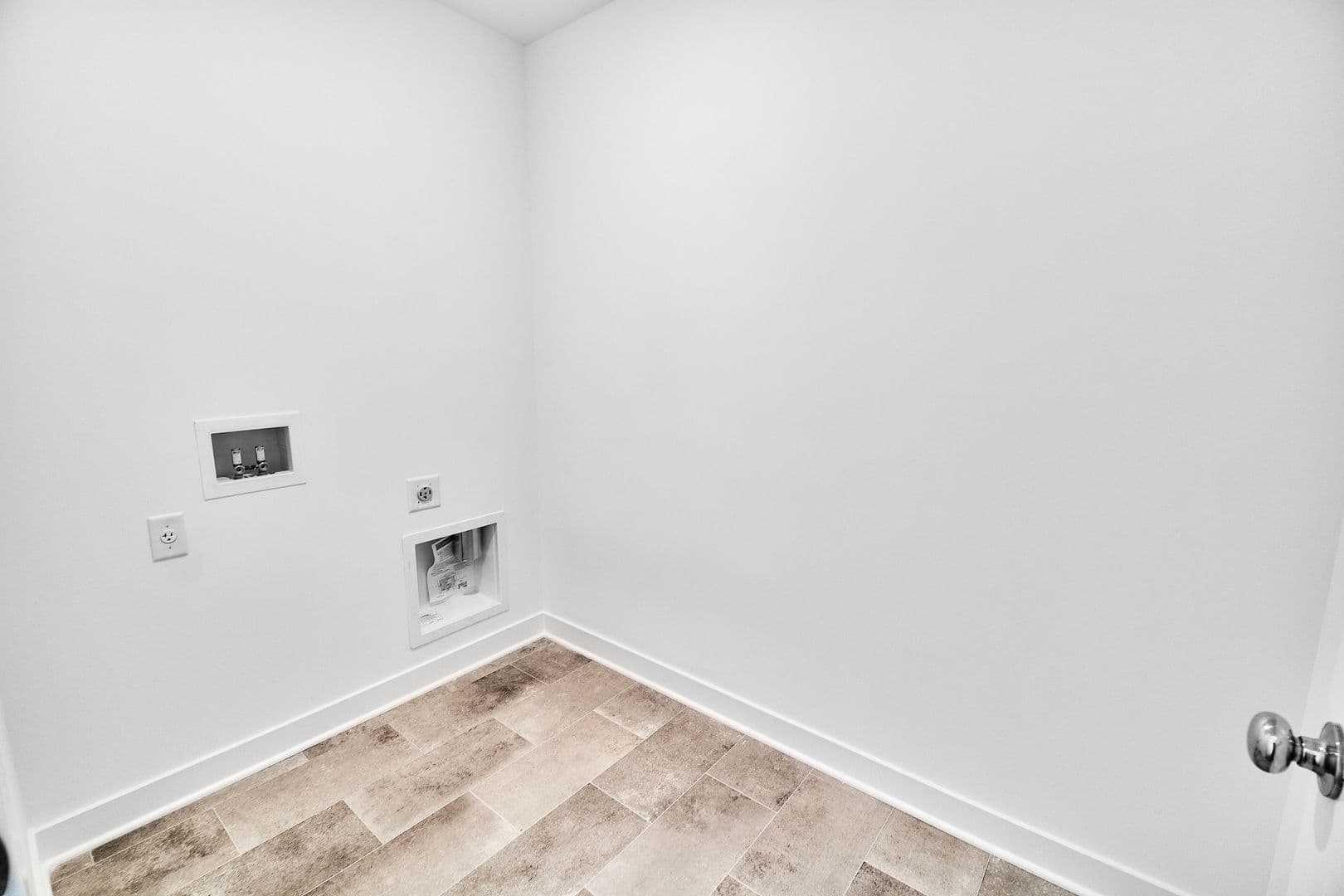 Fortville House: 408 Eisenhower Street
