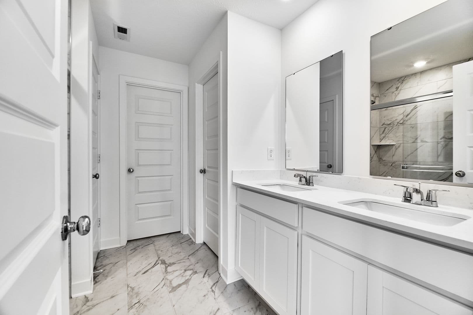 Fortville House: (BEV287) 8603 Georgina Street