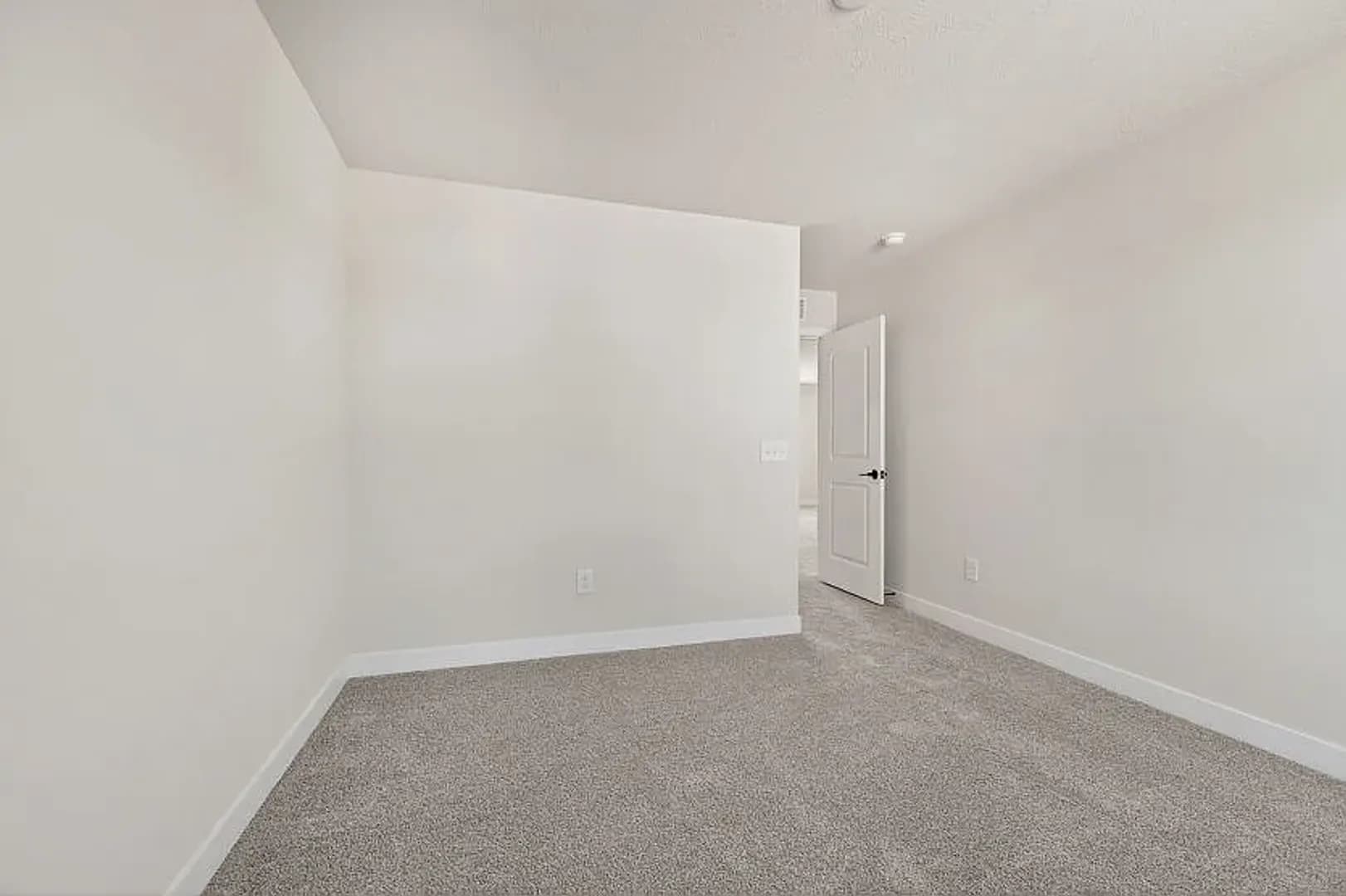 Plainfield House: 2651 Pearson Parkway
