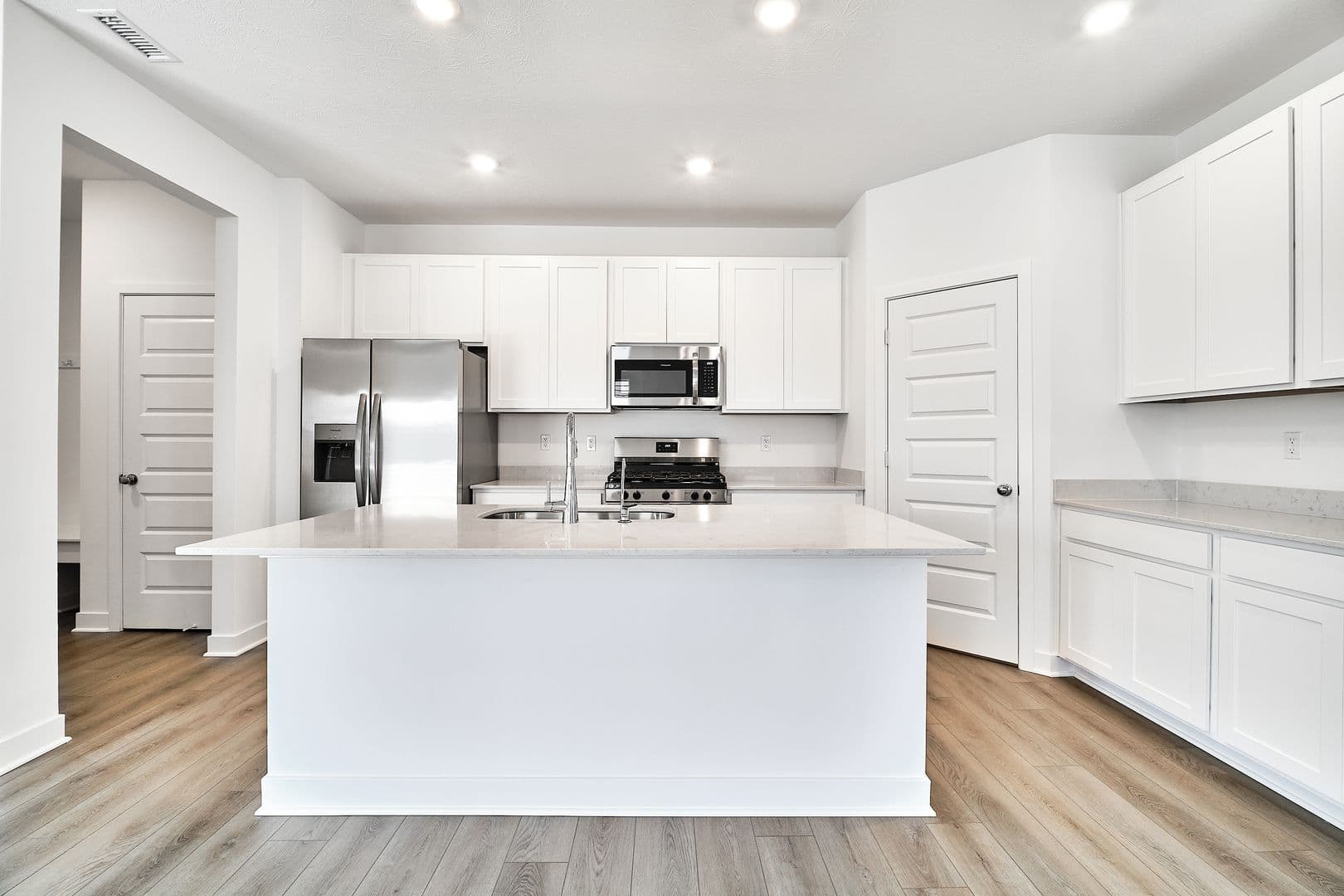Fortville House: 408 Eisenhower Street