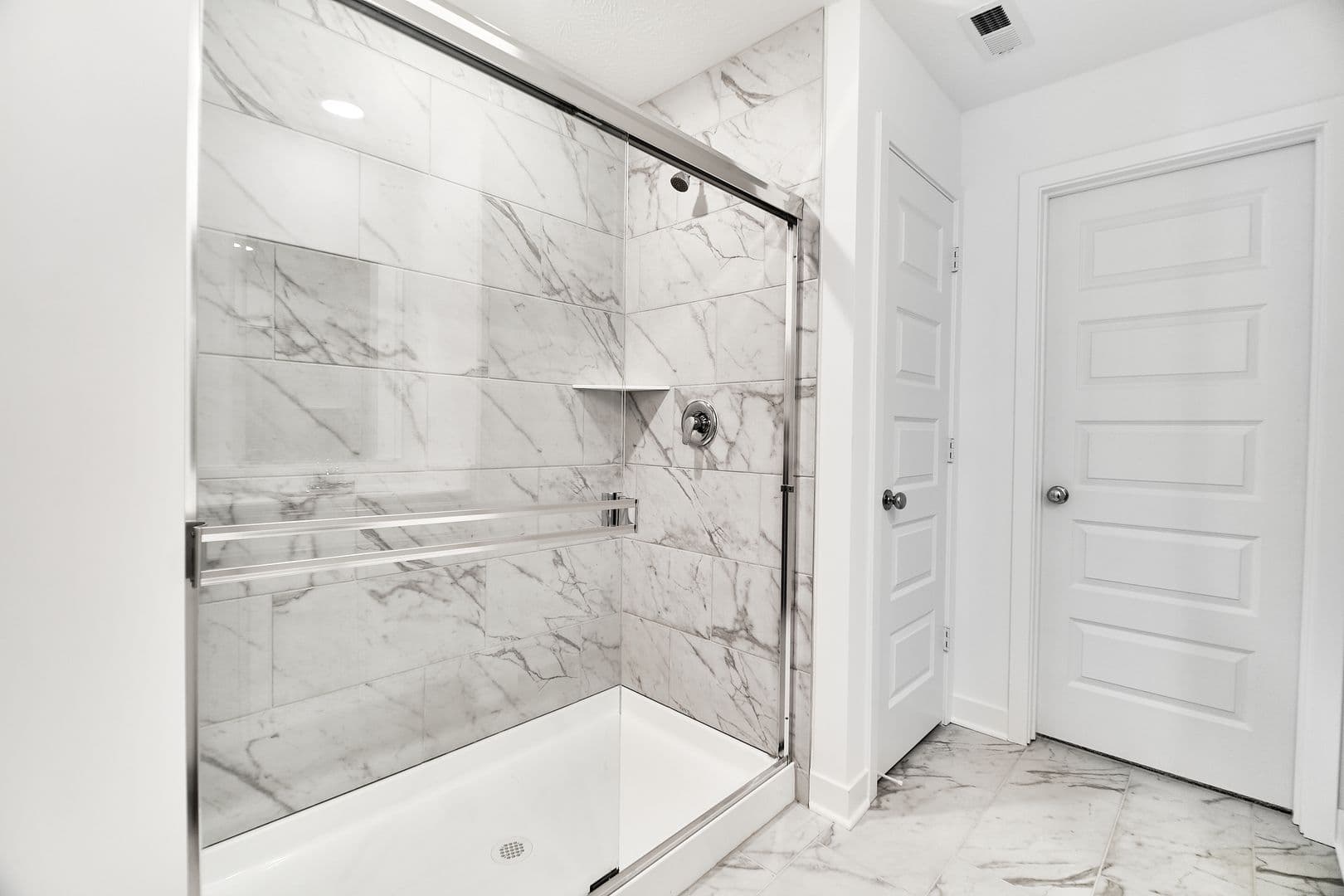 Fortville House: (BEV287) 8603 Georgina Street