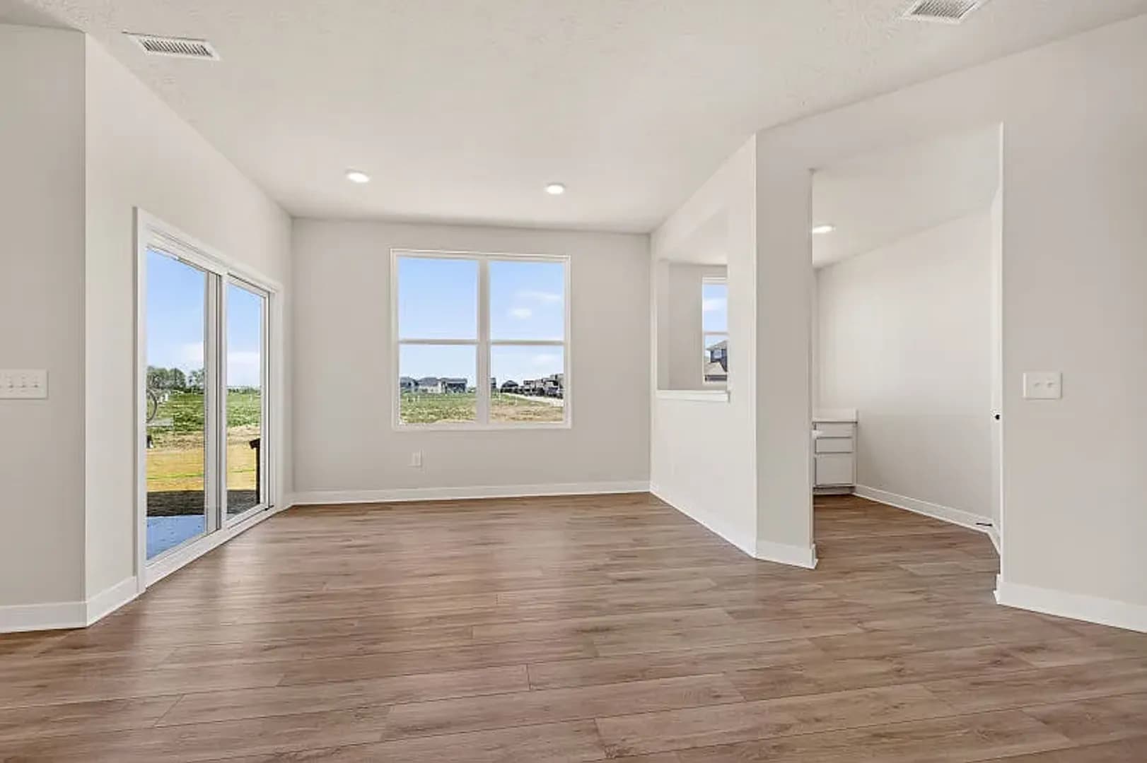 Plainfield House: 2651 Pearson Parkway