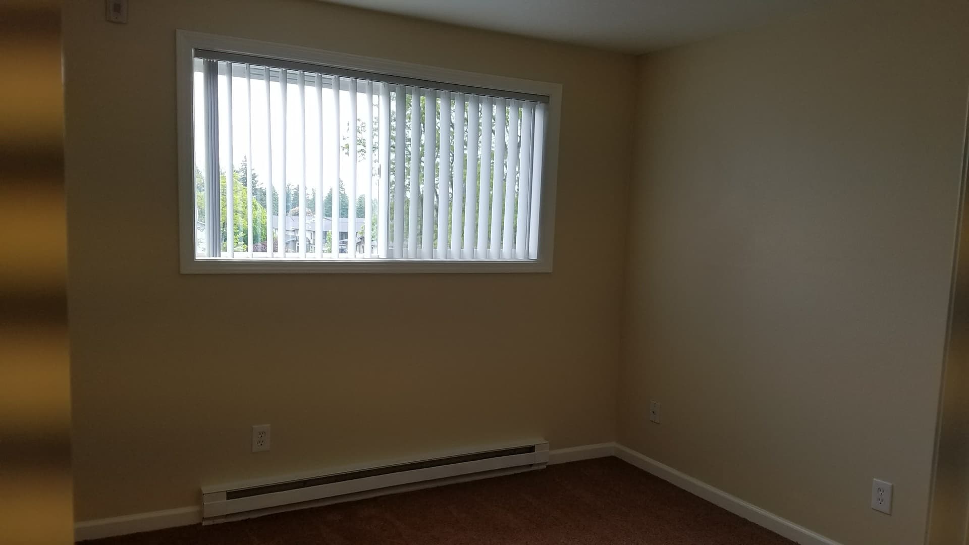Burien Apartment: 13227 Ambaum Blvd. SW