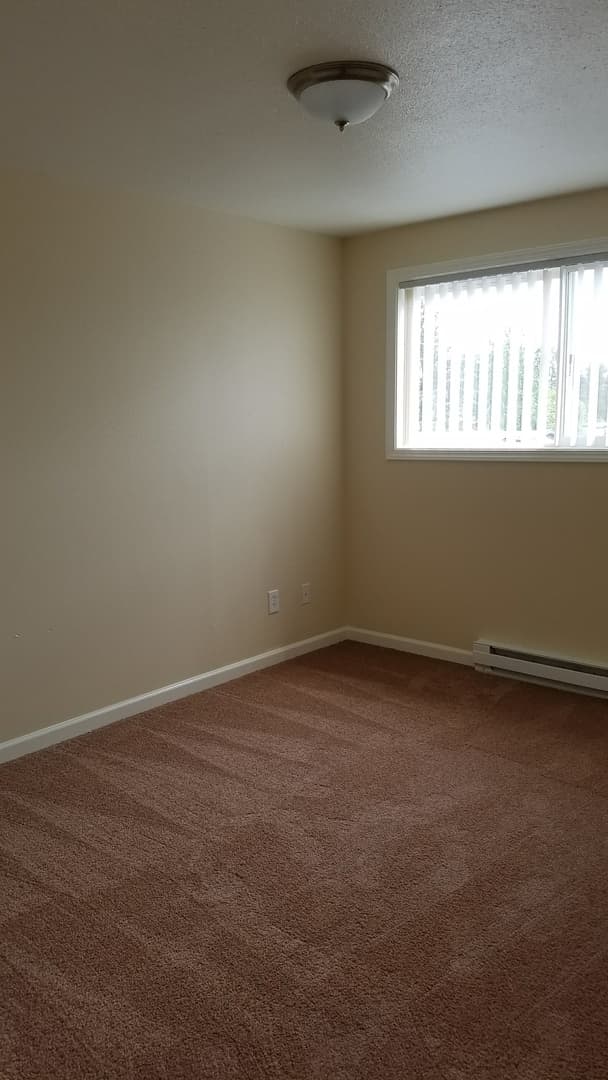 Burien Apartment: 13227 Ambaum Blvd. SW