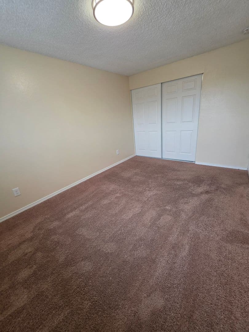 Burien Apartment: 13227 Ambaum Blvd. SW