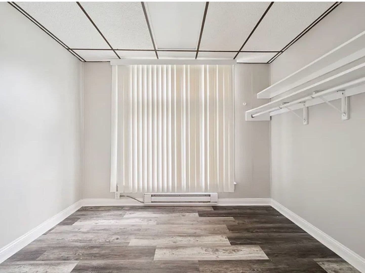 Irwin Apartment: 7990 PA avenue