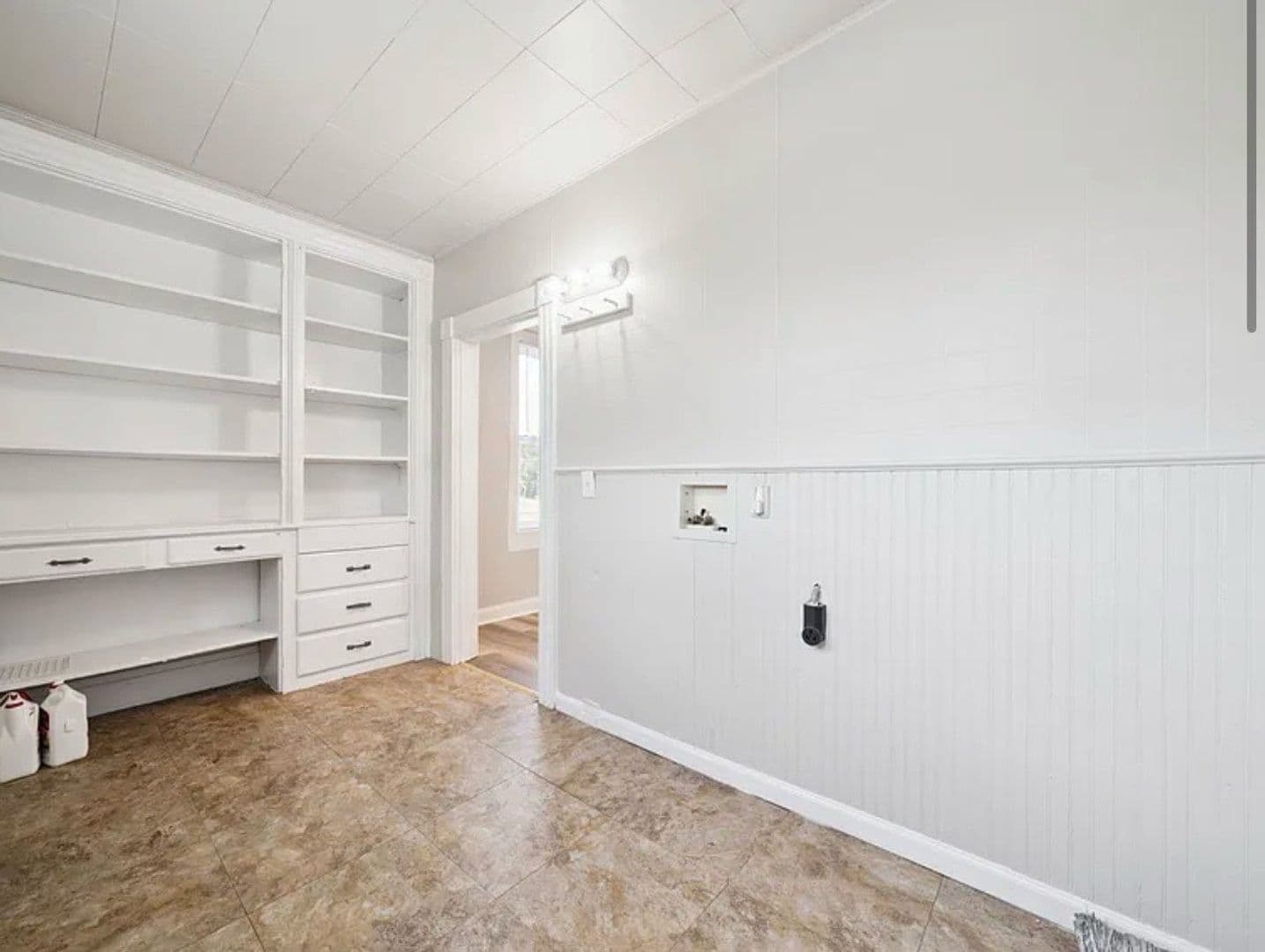 Irwin Apartment: 7990 PA avenue
