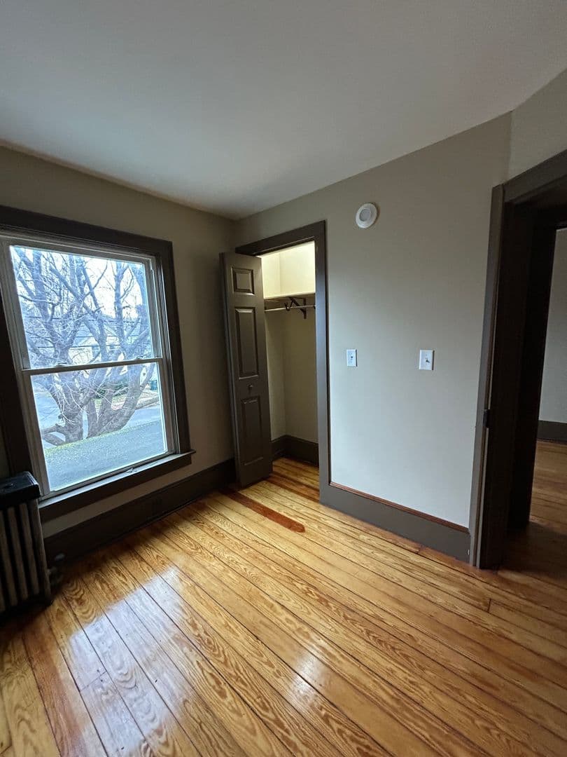 Oswego House: 140 E 9th St.