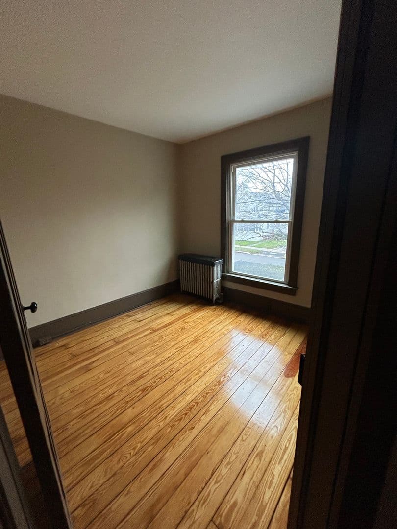 Oswego House: 140 E 9th St.