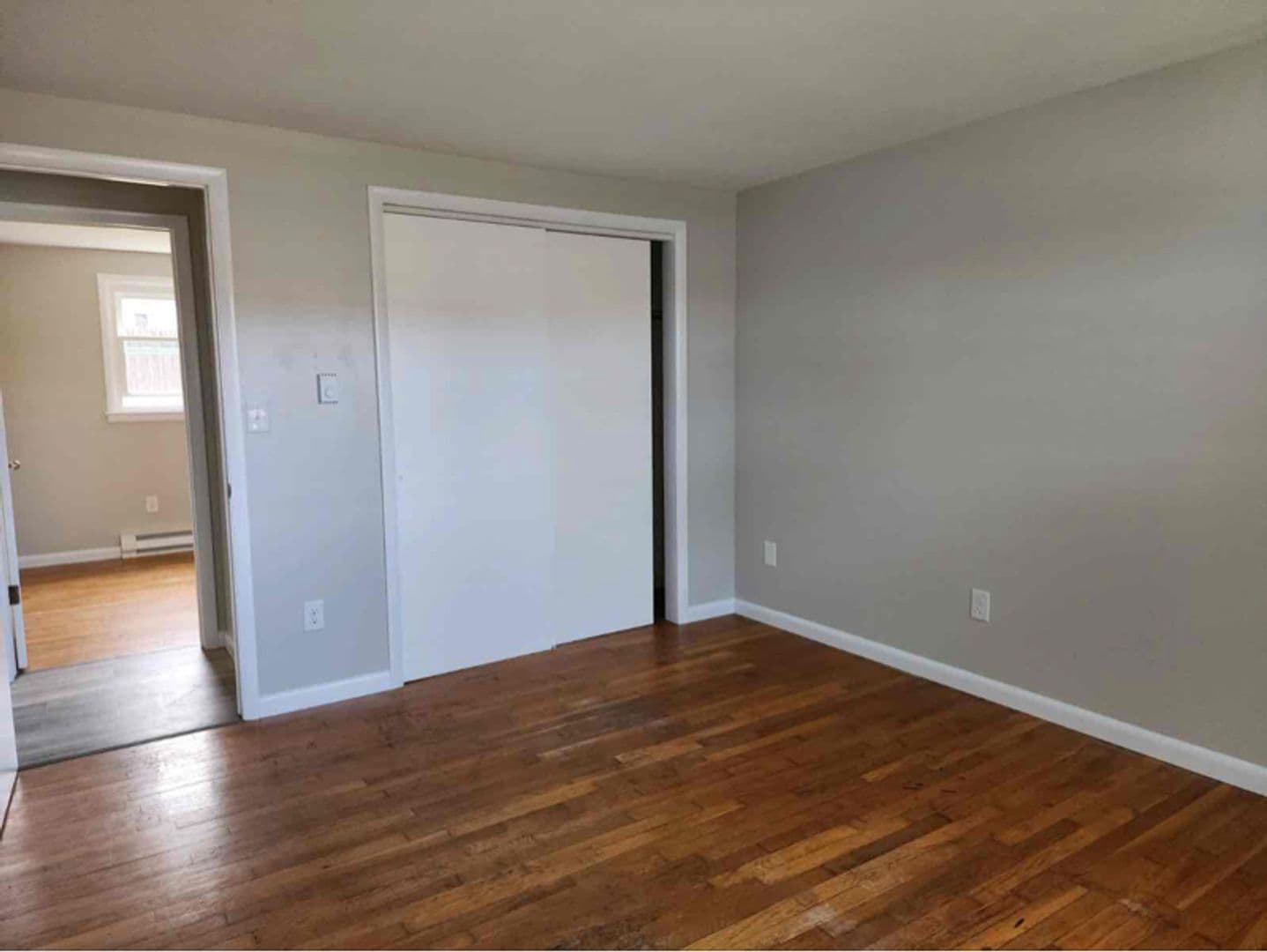 Phoenix Apartment: 12, 14, 18 Park St. Apt. 1-6