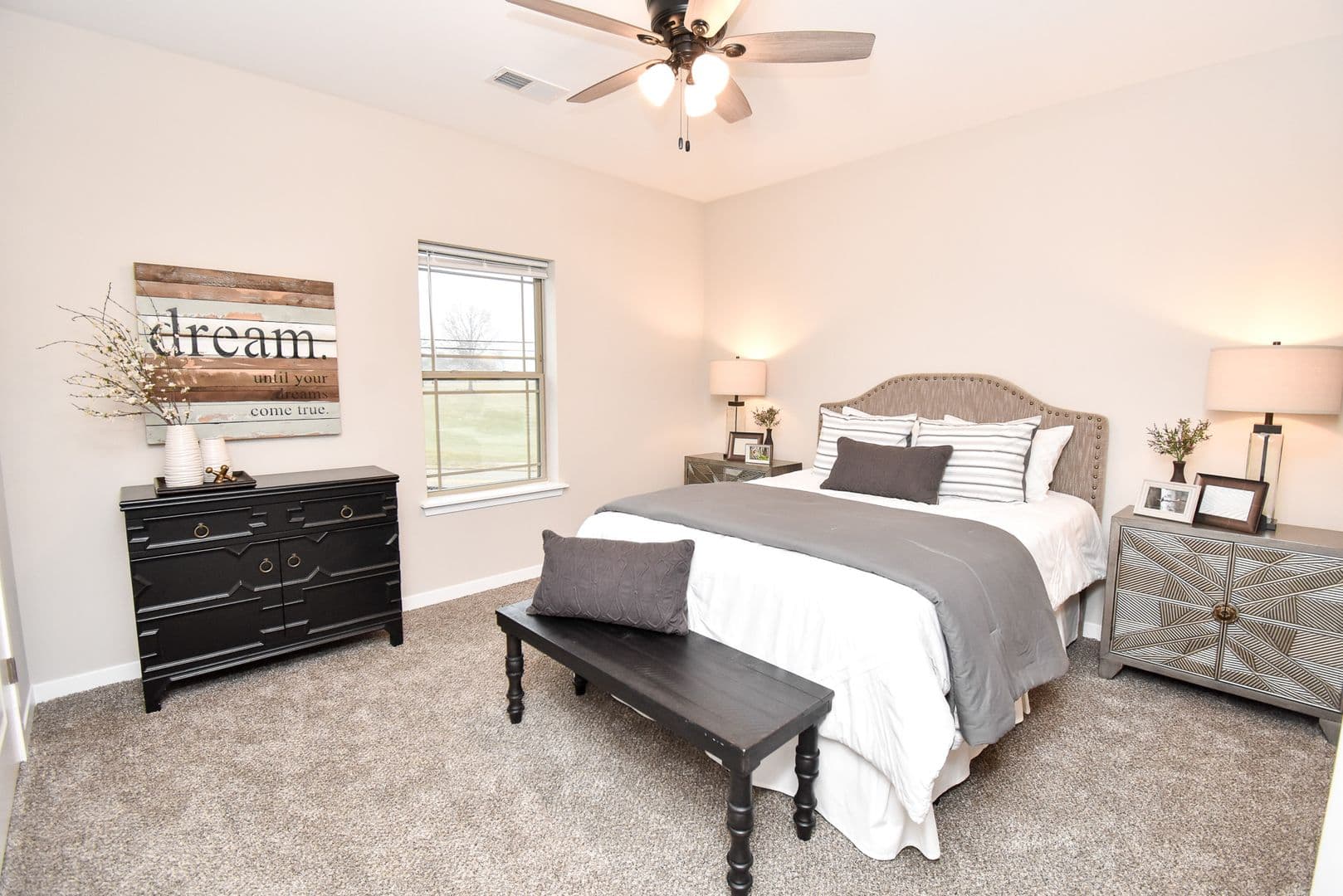 Washington Apartment: 100 Pheasant Run