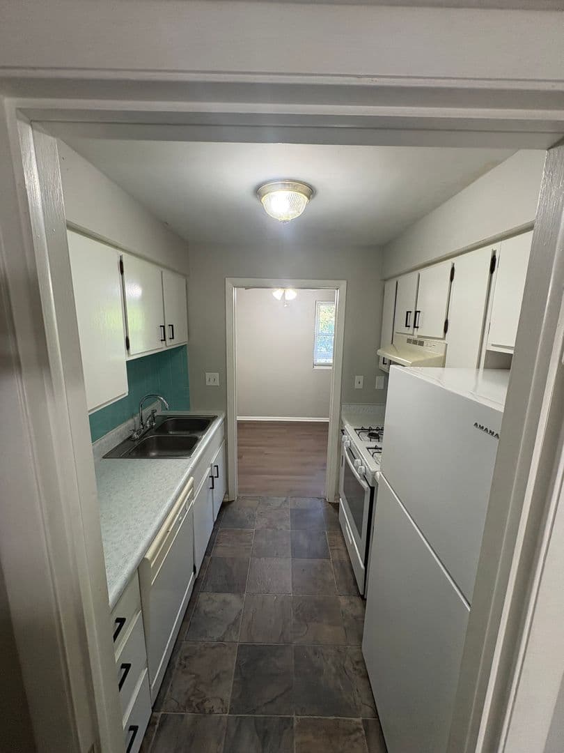 Peoria Apartment: 7217 N University St,