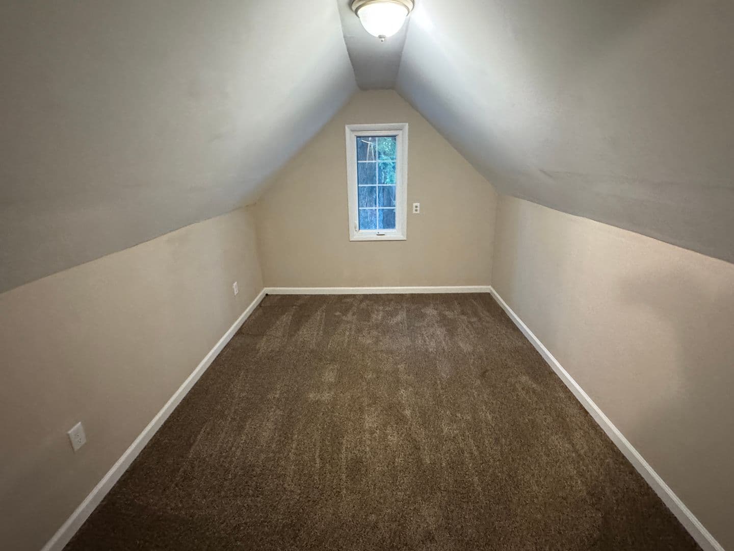Peoria House: 315 W Nebraska