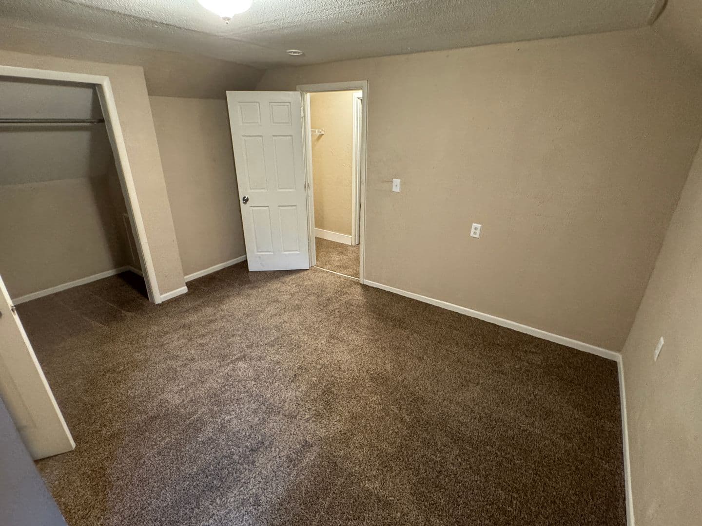 Peoria House: 315 W Nebraska