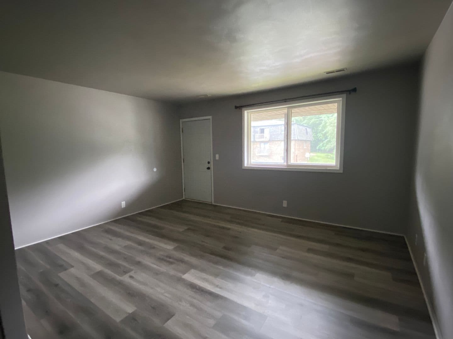 Pekin Apartment: 213 Sunnyridge Ct - LEASE ONLY