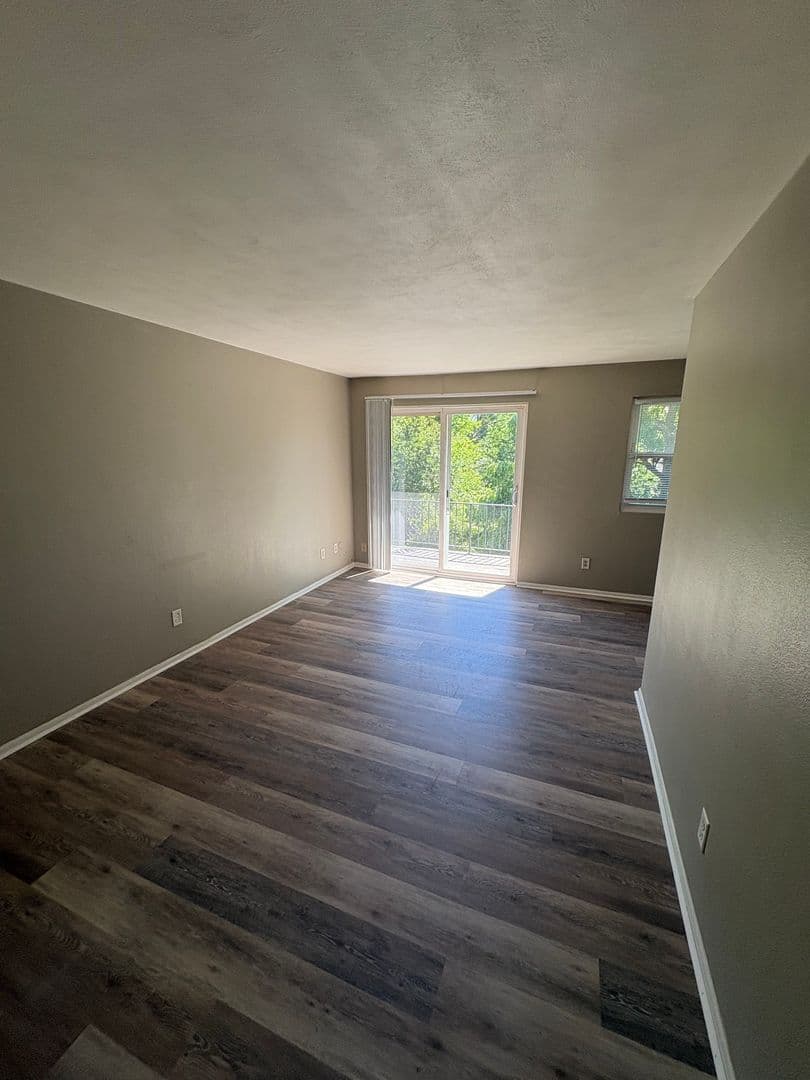 Peoria Apartment: 7217 N University St,