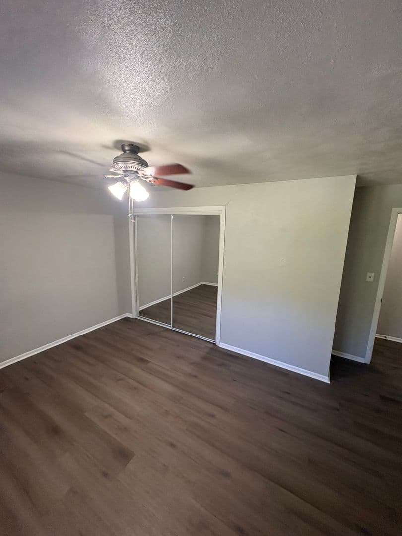 Peoria Apartment: 7217 N University St,