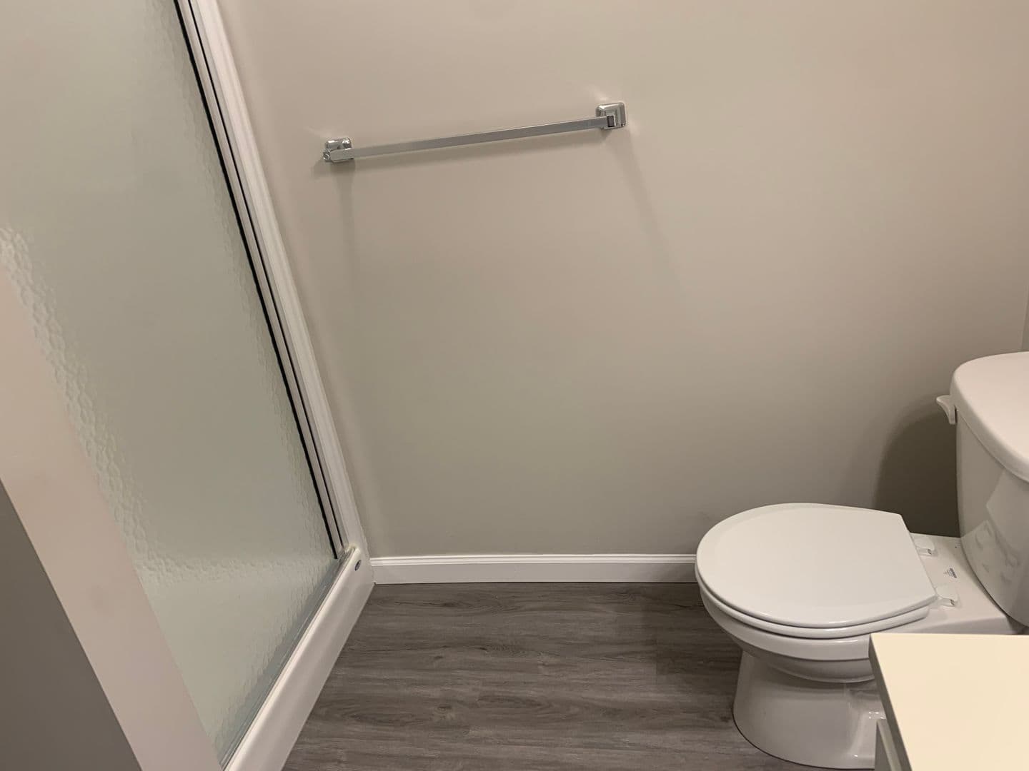 Washington Apartment: 100 Pheasant Run
