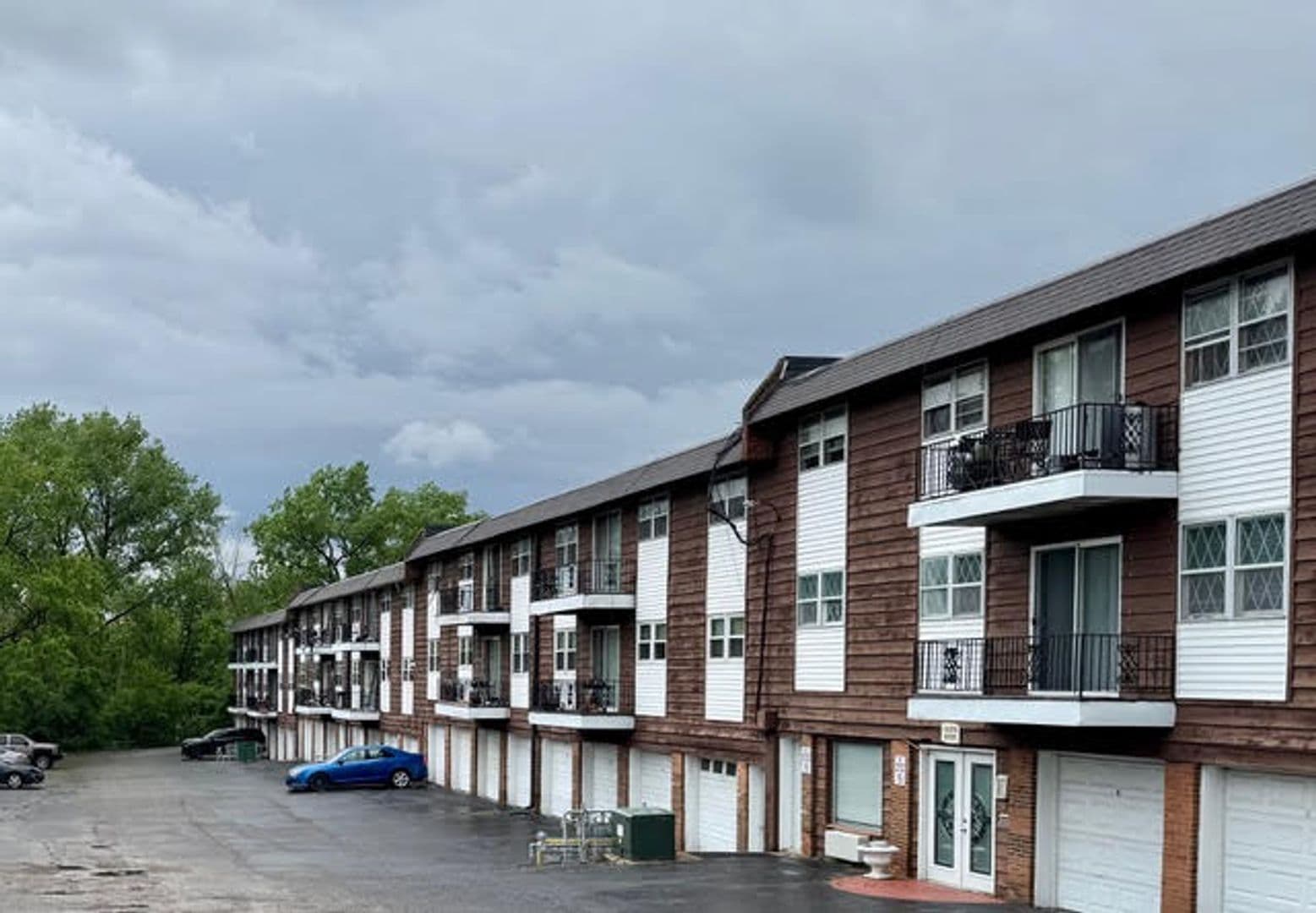 Peoria Apartment: 7217 N University St,