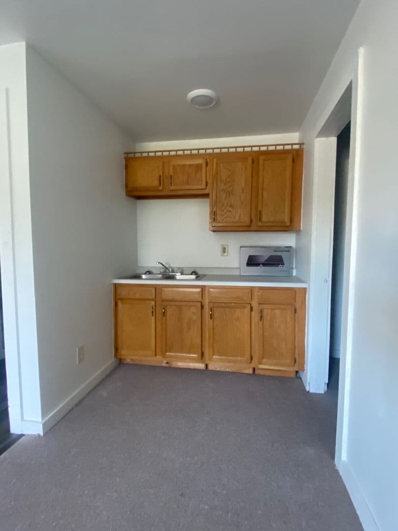 Knoxville Apartment: 313 Galesburg Road